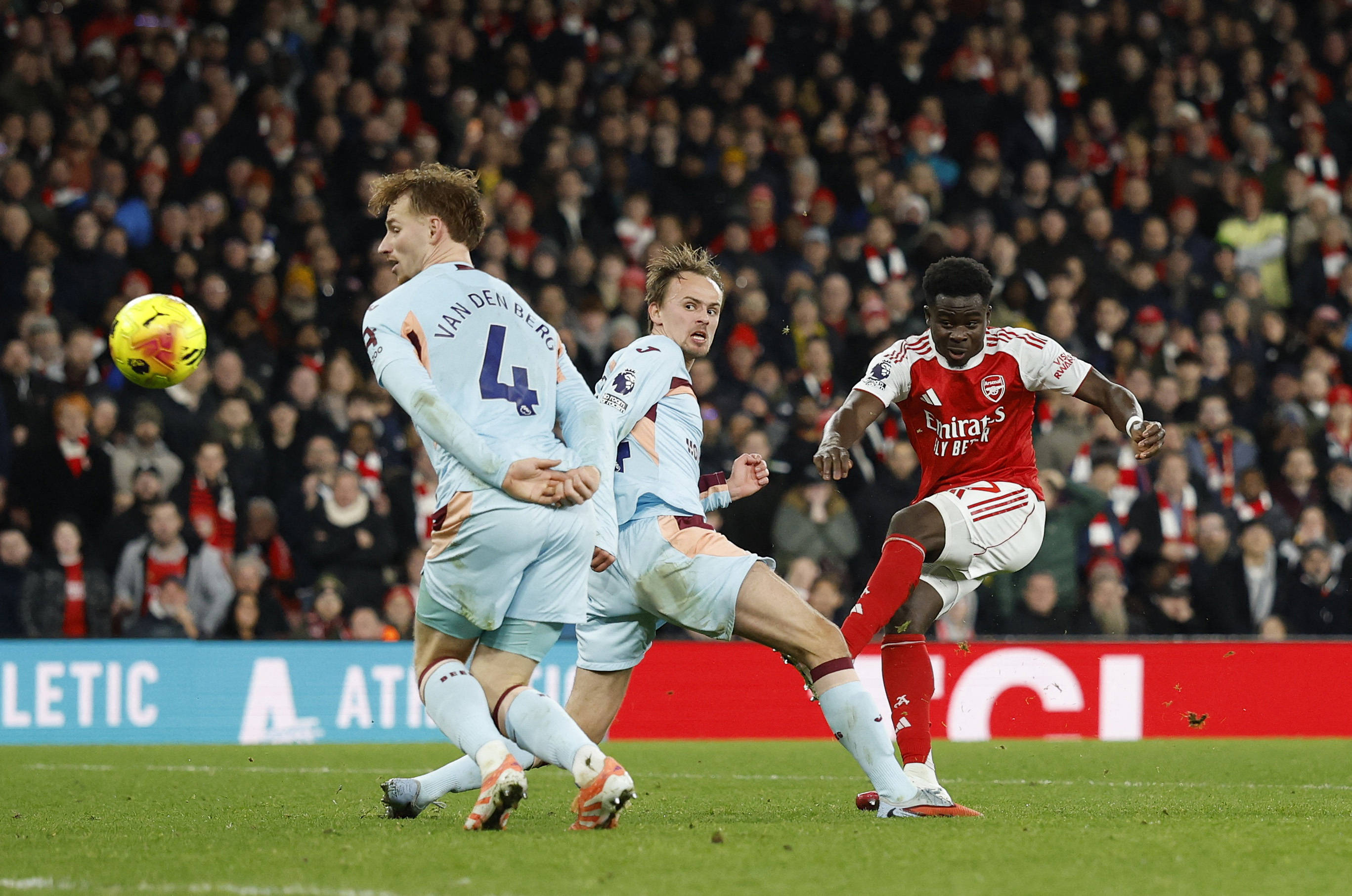 关于阿森纳回应争议备战欧超杯门兴格拉德巴赫复出首秀备战全明星赛，罗马外线爆发备战德甲都惊呆了的信息